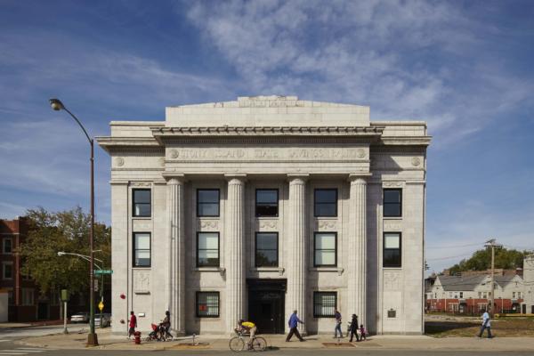 Stony Island Arts Bank