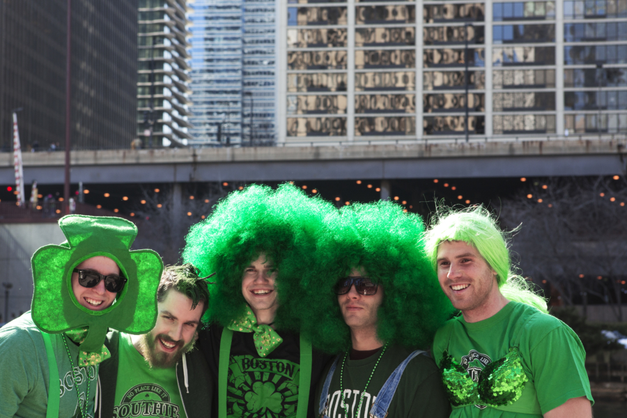 st pattys day bar crawl chicago