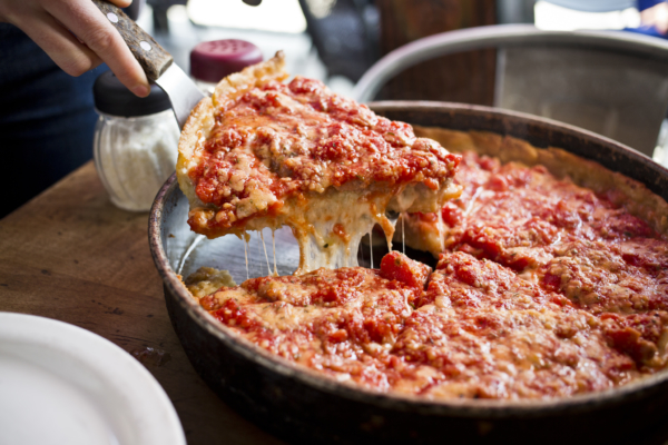 CH_ChooseChicago_giordanos_bd9ce0d3-b941-49c4-a447-534c00e61ab6