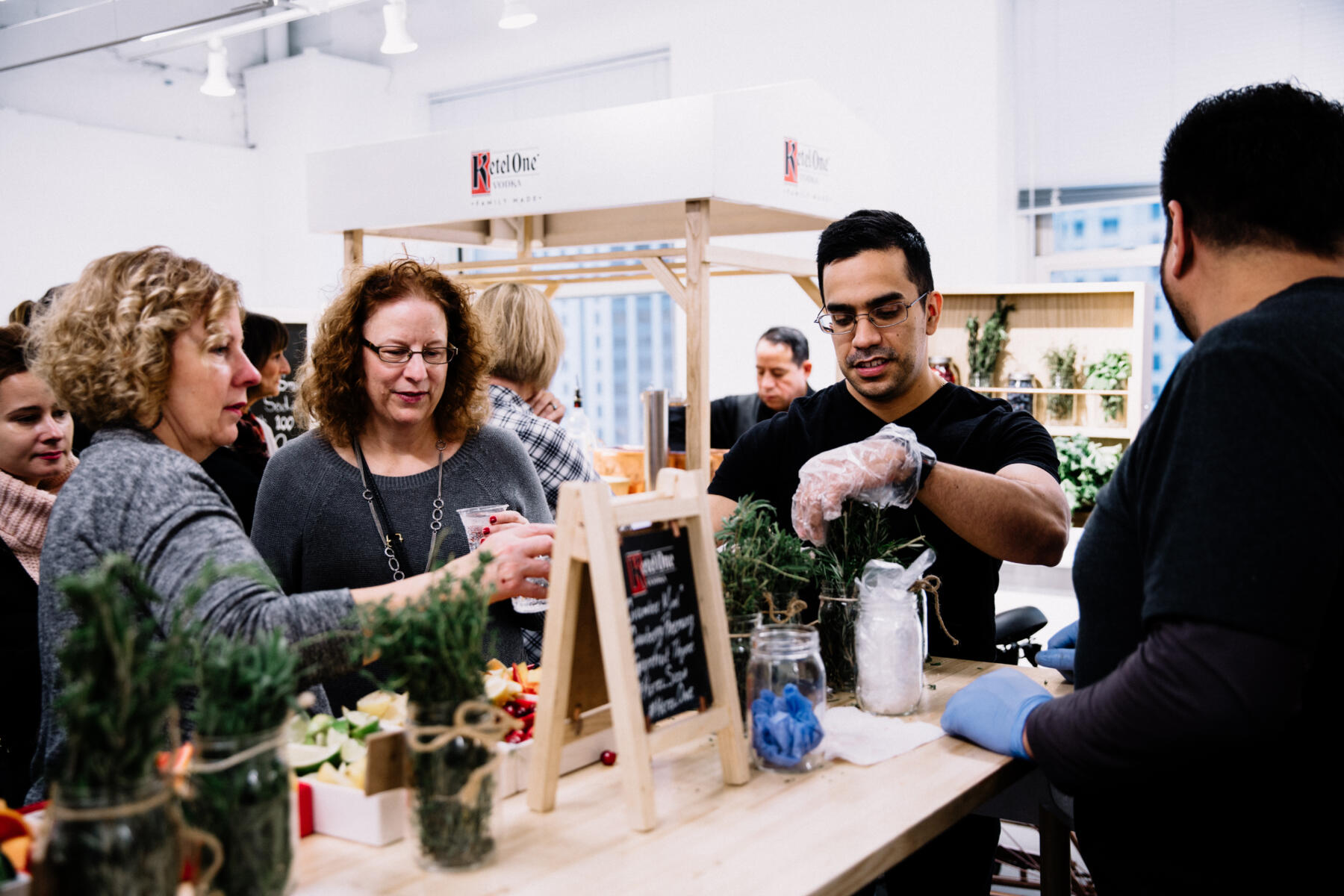 Holiday & Christmas Markets in Chicago | Shopping Guides & Gifts