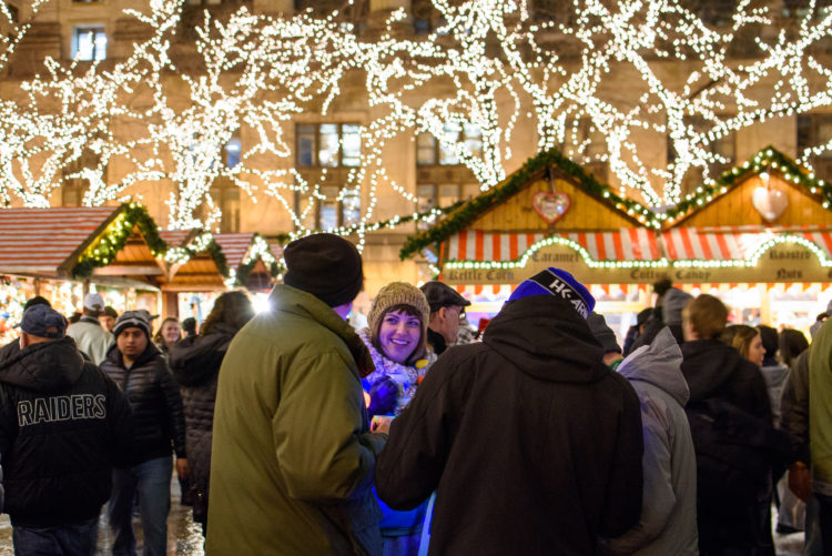 13 Spots For Christmas Lights In Chicago Holiday Displays