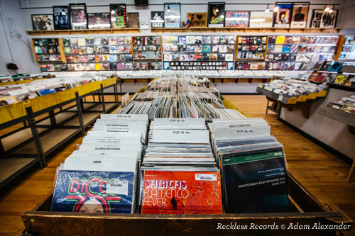 Reckless_Records_Chicago_c378086f-6191-4f44-b0fe-98a87dcb2464