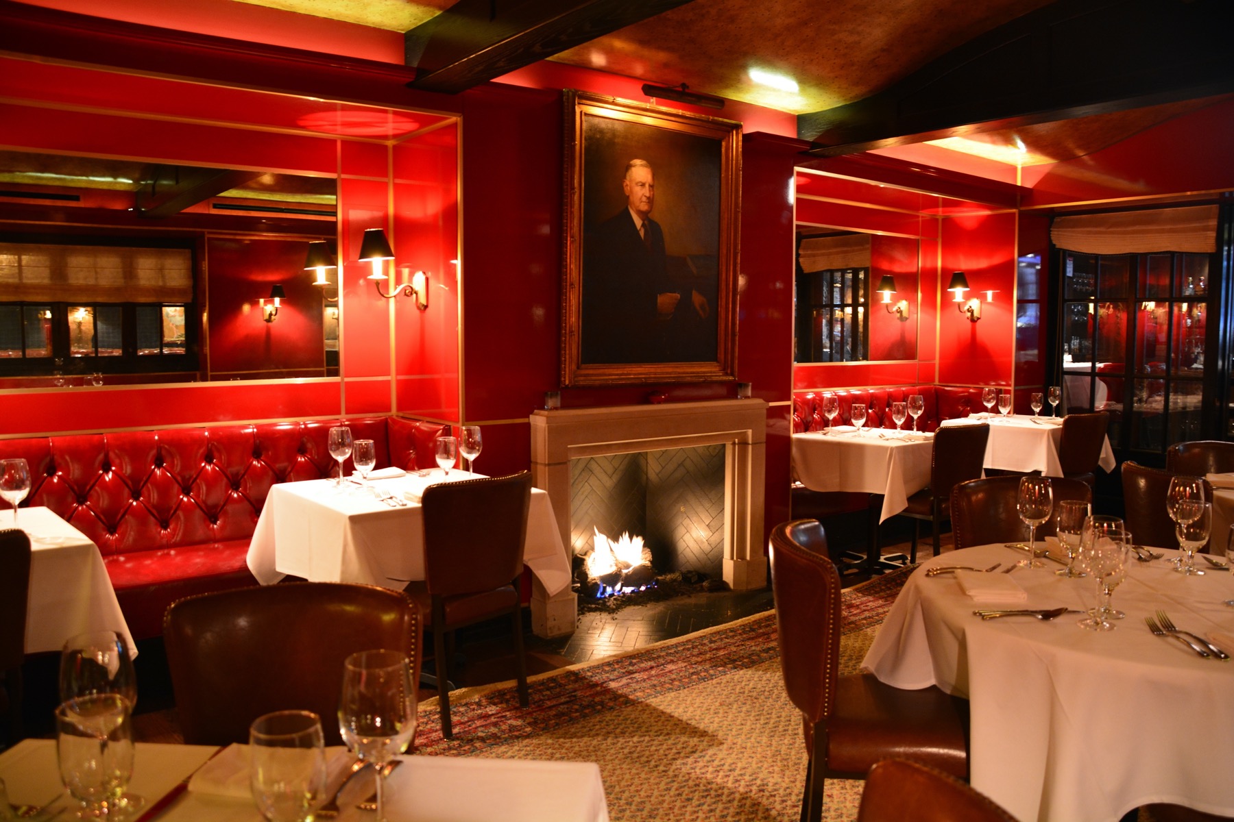 Chicago restaurants for a festive holiday dinner Choose Chicago