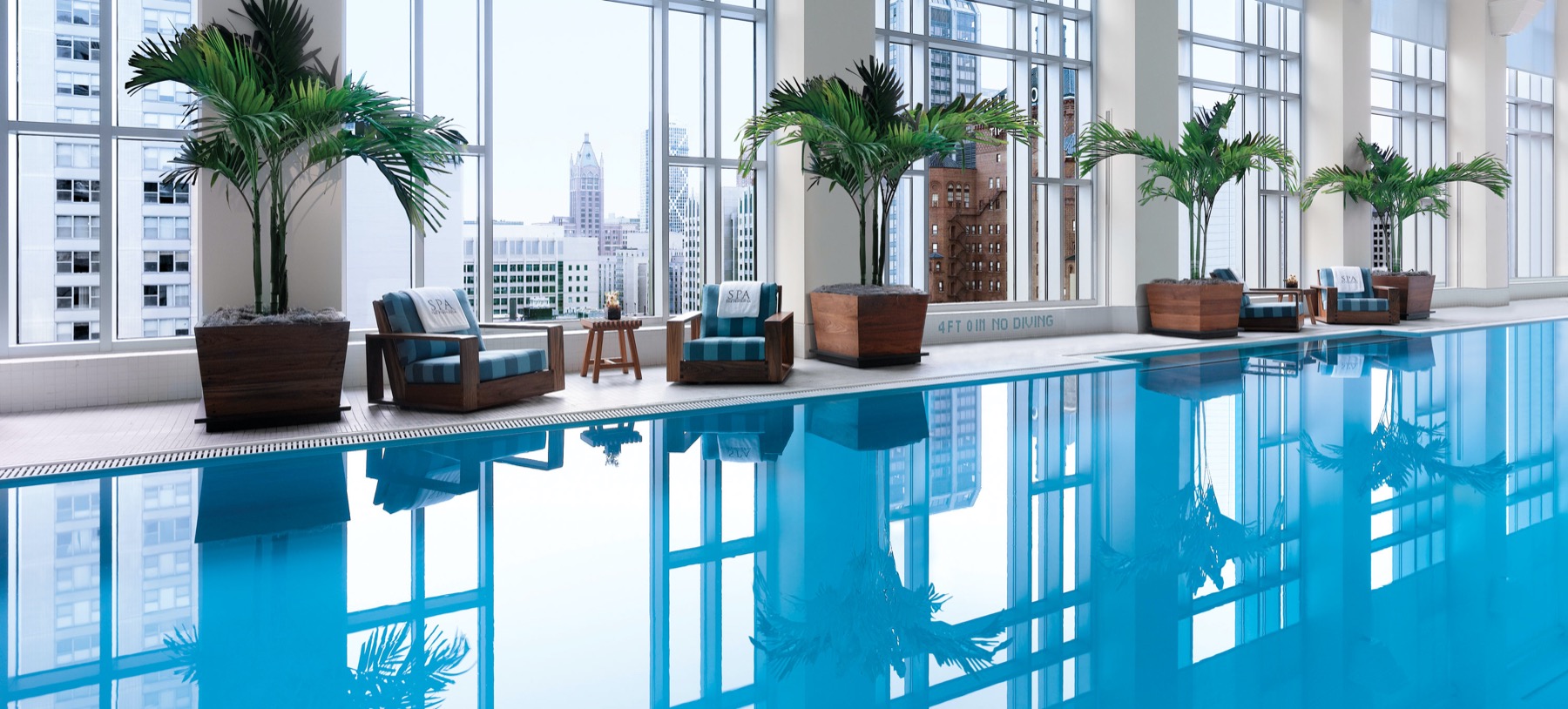 Pool at Peninsula Chicago