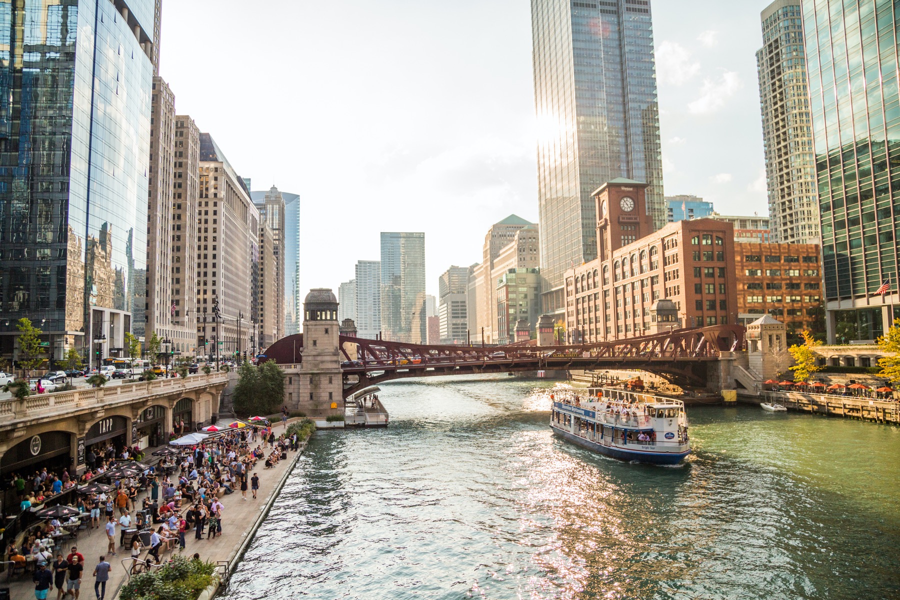 Chicago Riverwalk Boat Tours