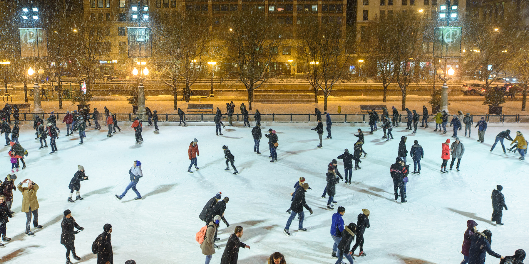 outdoor ice skating rink christmas