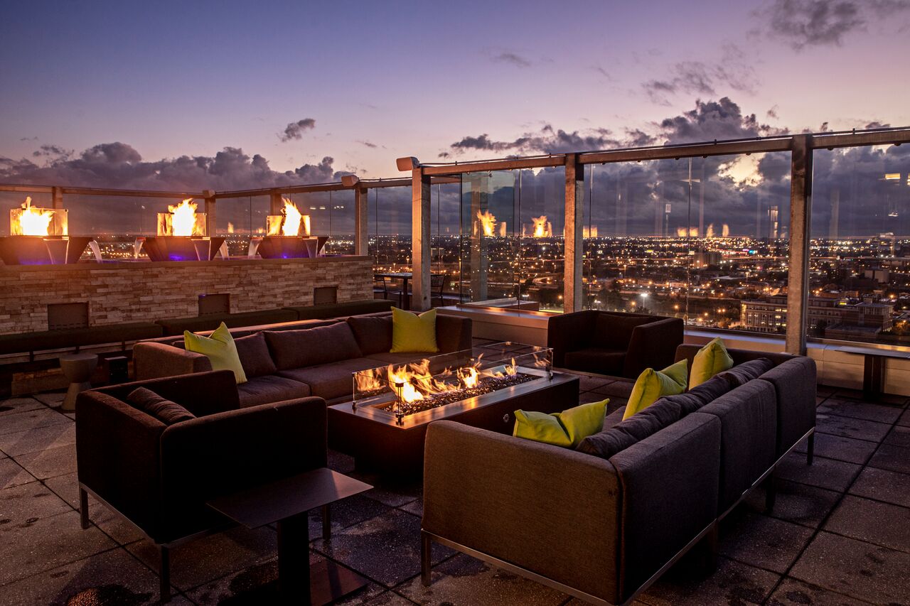 Rooftop lounge