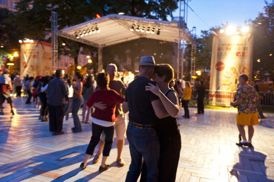 Chicago Summerdance Free Live Music & Dance Instruction