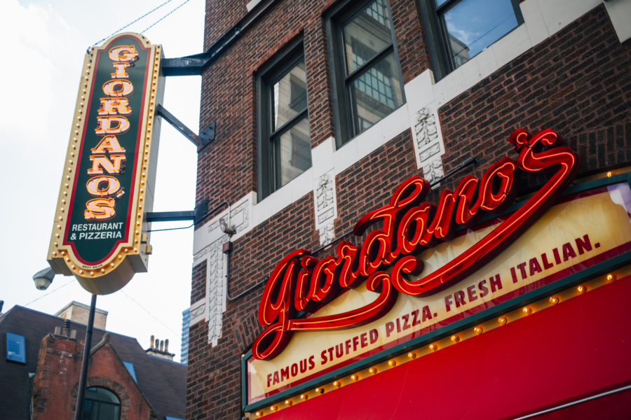 17 Iconic Chicago Foods You Have to Try