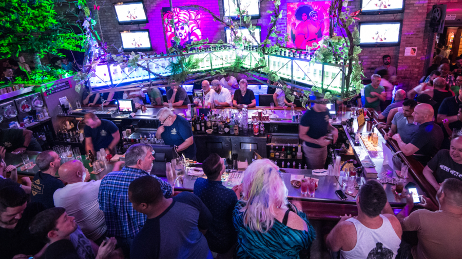 the best 10 gay bars in chicago