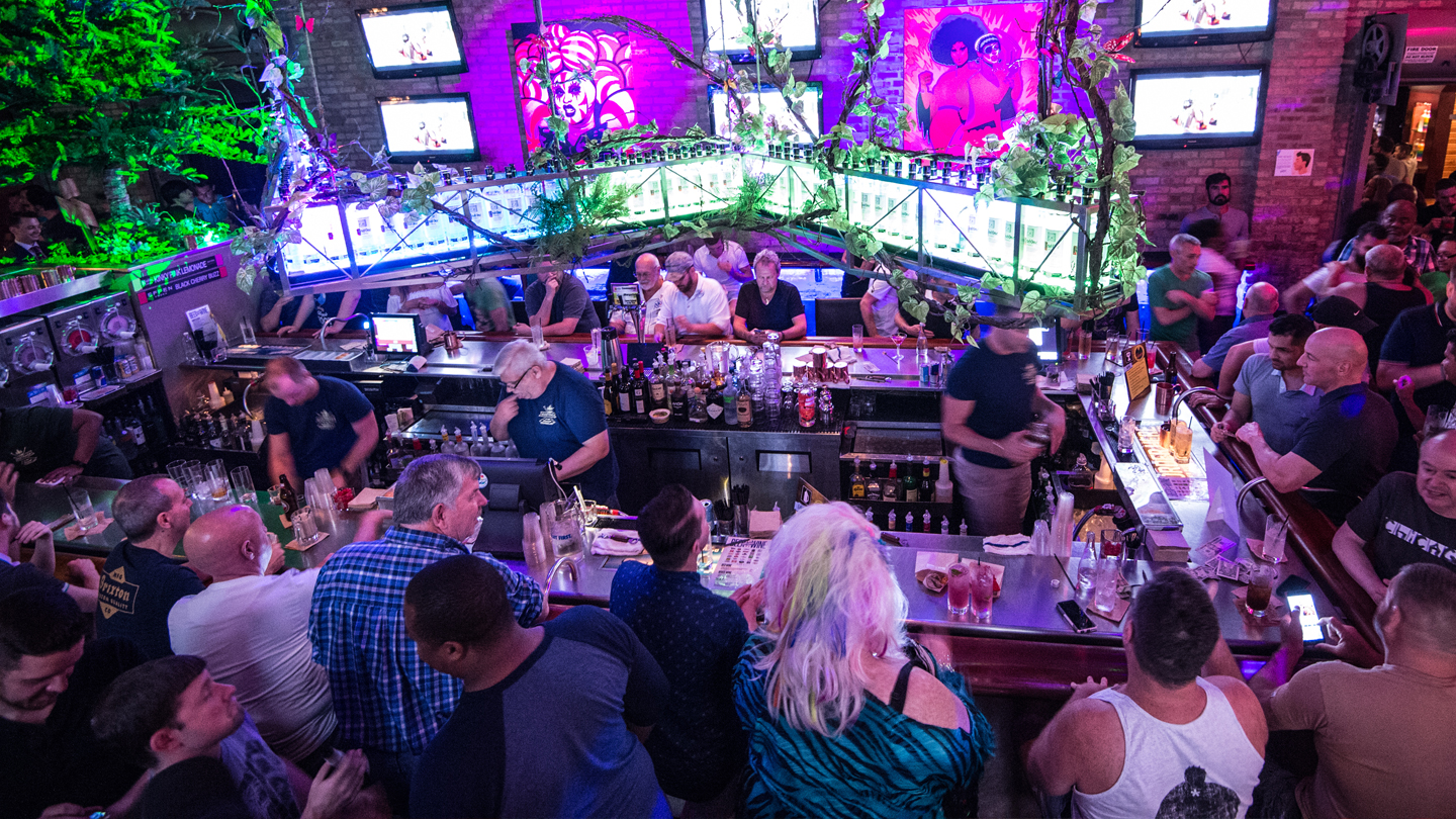 Top Gay Bars Chicago: 10 Bars for Drinking and Dancing