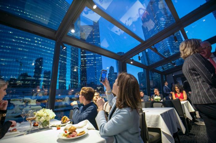 chicago river cruise dinner