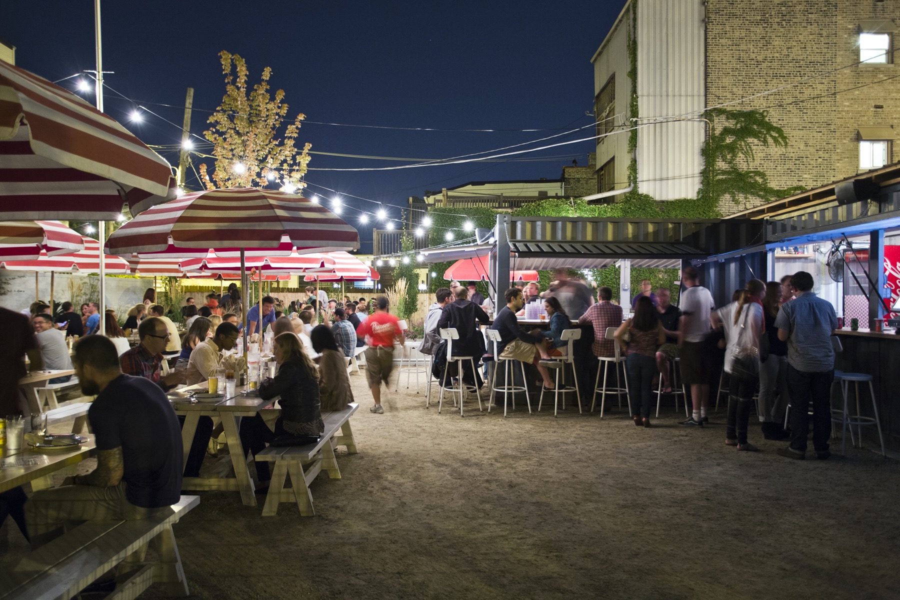 People dining on the patio of Parsons Chicken & Fish restaurant in Chicago