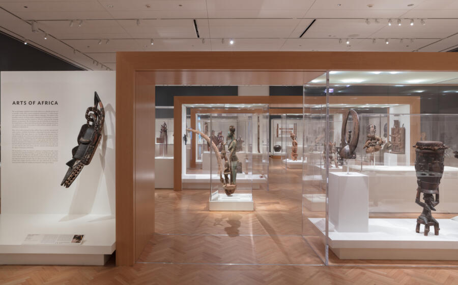 The Arts of Africa Gallery, reinstallation February 2019. © Art Institute of Chicago.