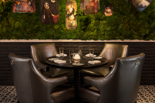 Chicago restaurants near theatres
