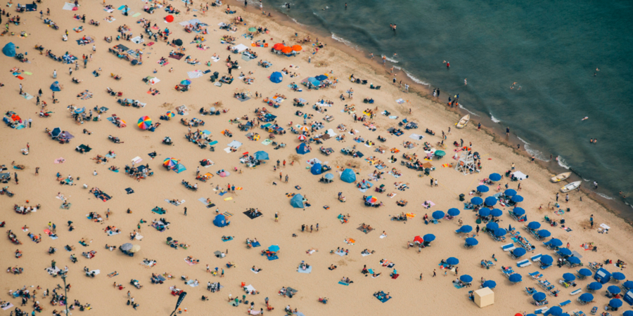 Fun and sun on a Chicago beach