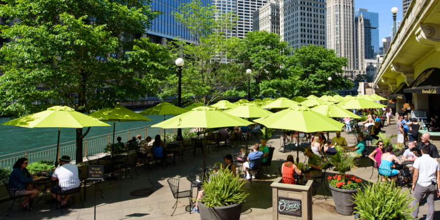 Day on the Chicago Riverwalk