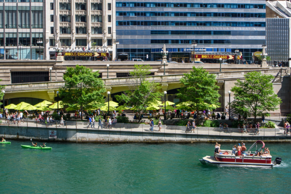 Boats along Chicago River