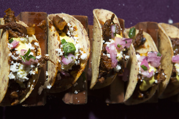 10 ways to save on food & beverage costs