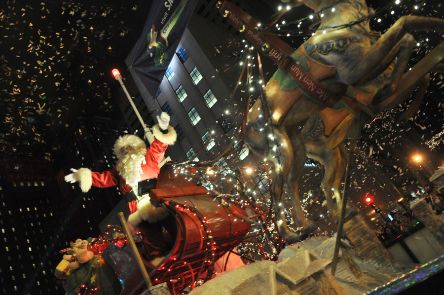 Wrigley Field Transforms into Winter Wonderland - Chicago Parent