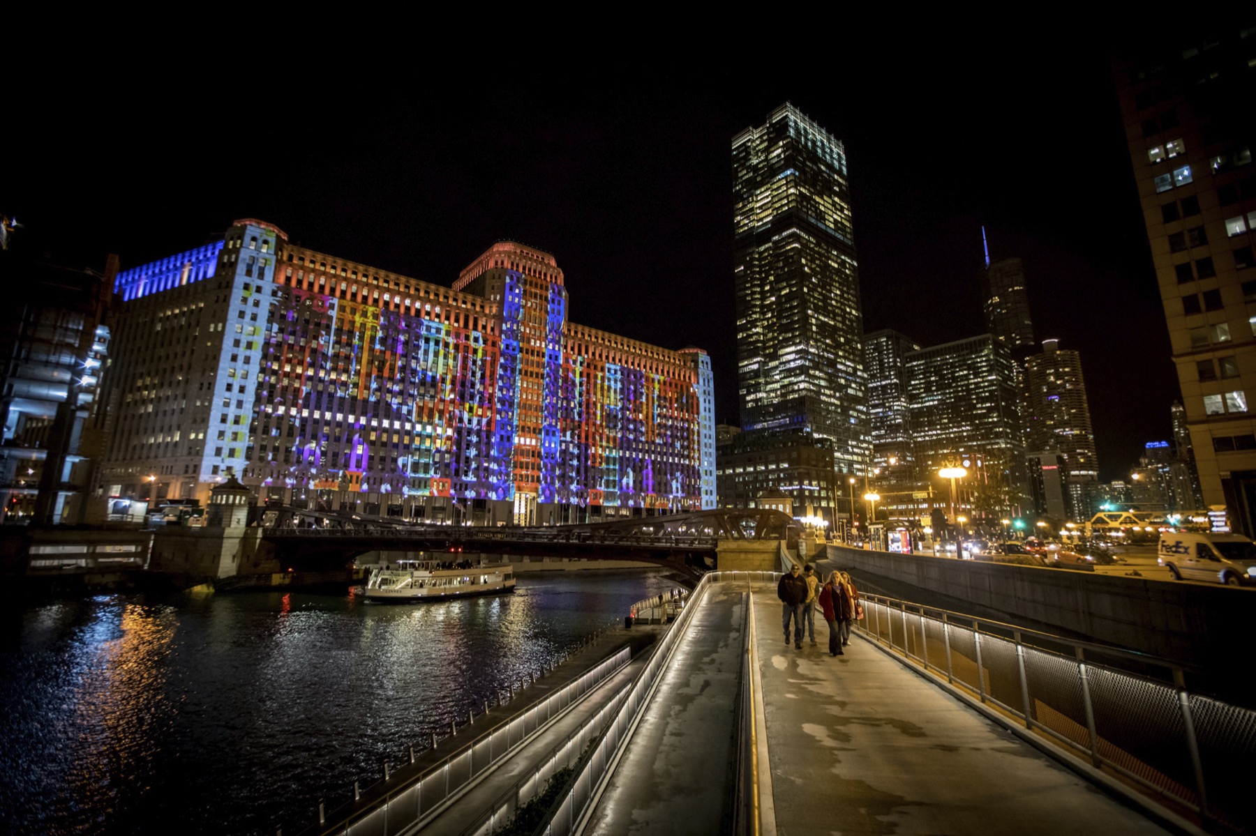 Celebrate Summer With These Free Events At The Chicago Riverwalk Choose Chicago