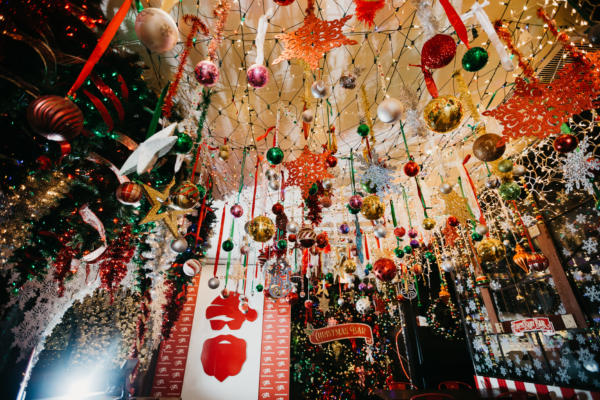 17 holiday pop-up bars and experiences in Chicago