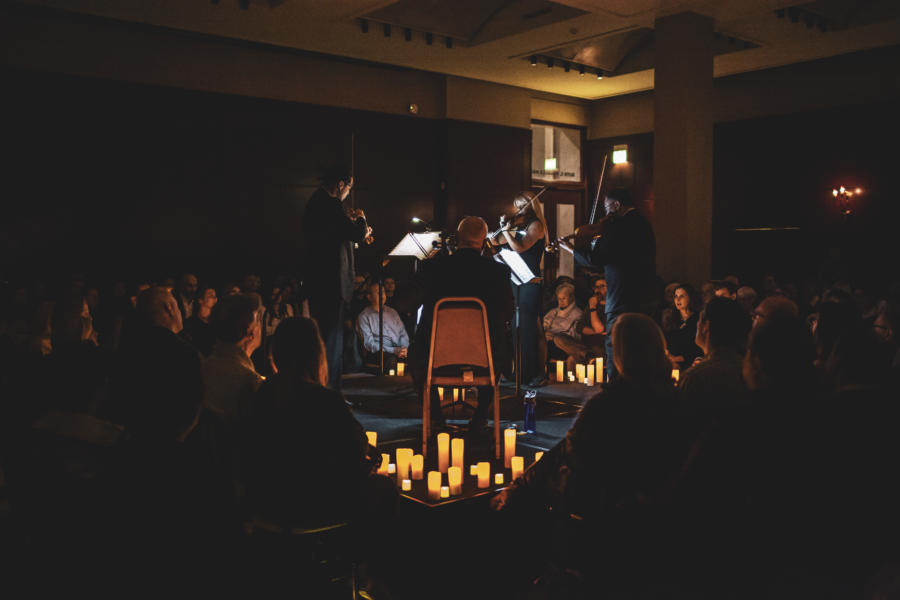 Concerto classico a lume di candela della Newberry Library