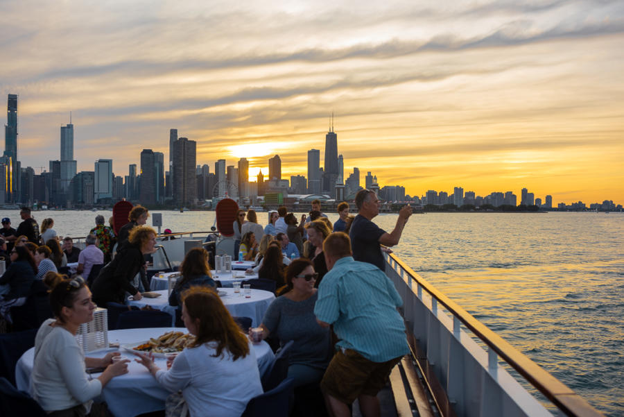 chicago boat tours michigan avenue