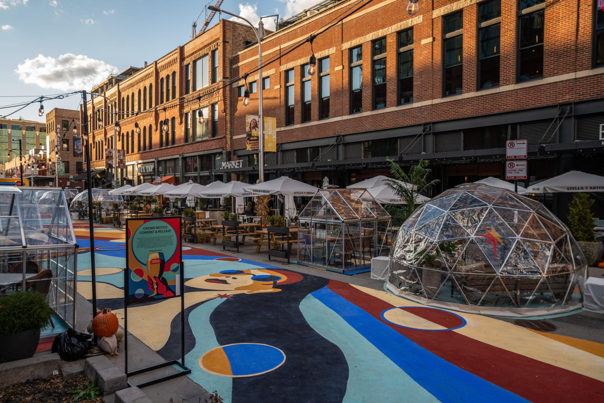 Outdoor dining in Chicago Heated and covered patios open right now