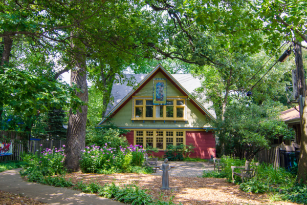 Explore neighborhood architecture outdoors and online during Open House Chicago