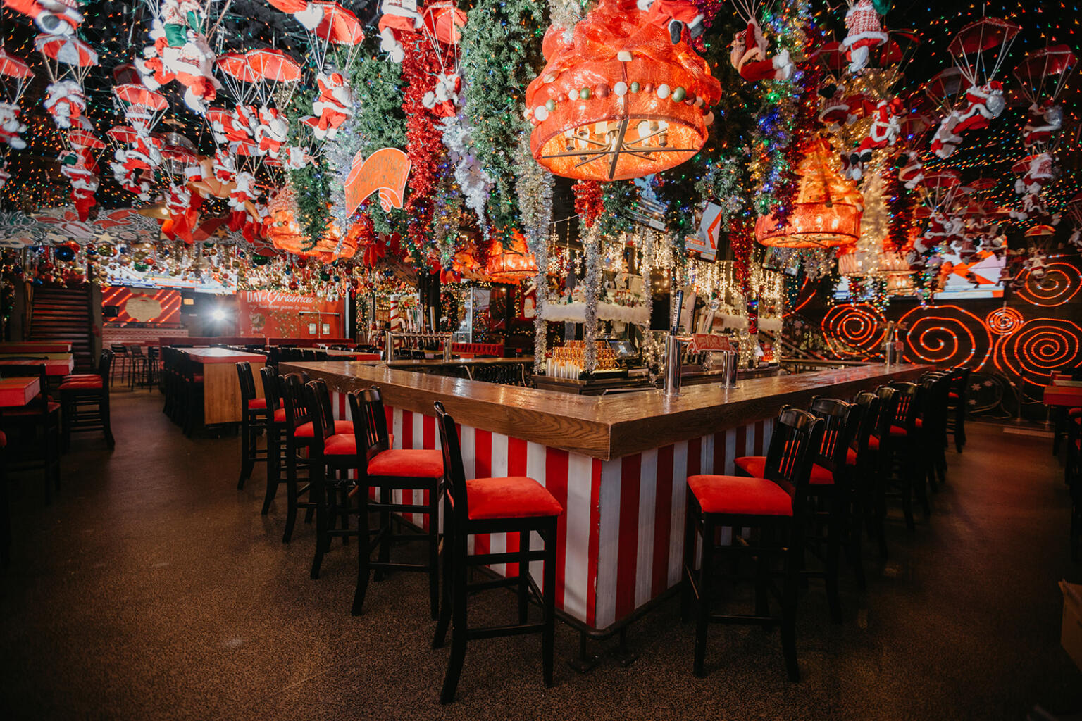 Best Christmas PopUp Bars in Chicago Holiday Popup Bars 2024 Choose Chicago
