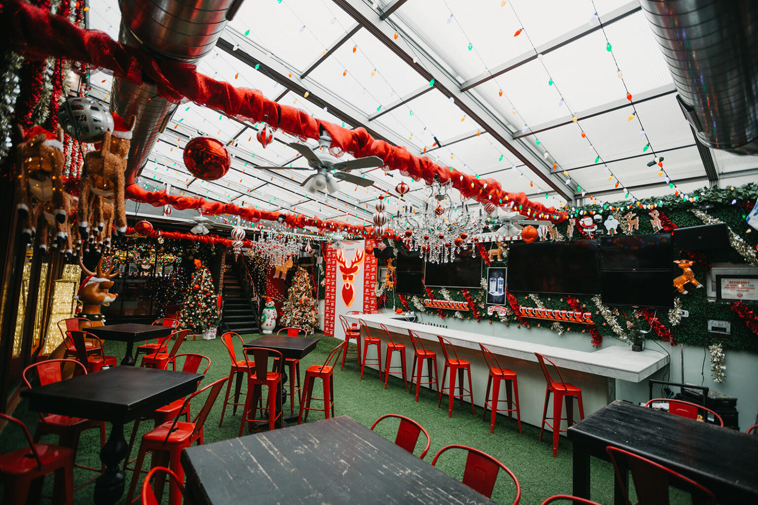 Christmas Bars in Chicago 2021 Holiday Popup Bars & Experiences