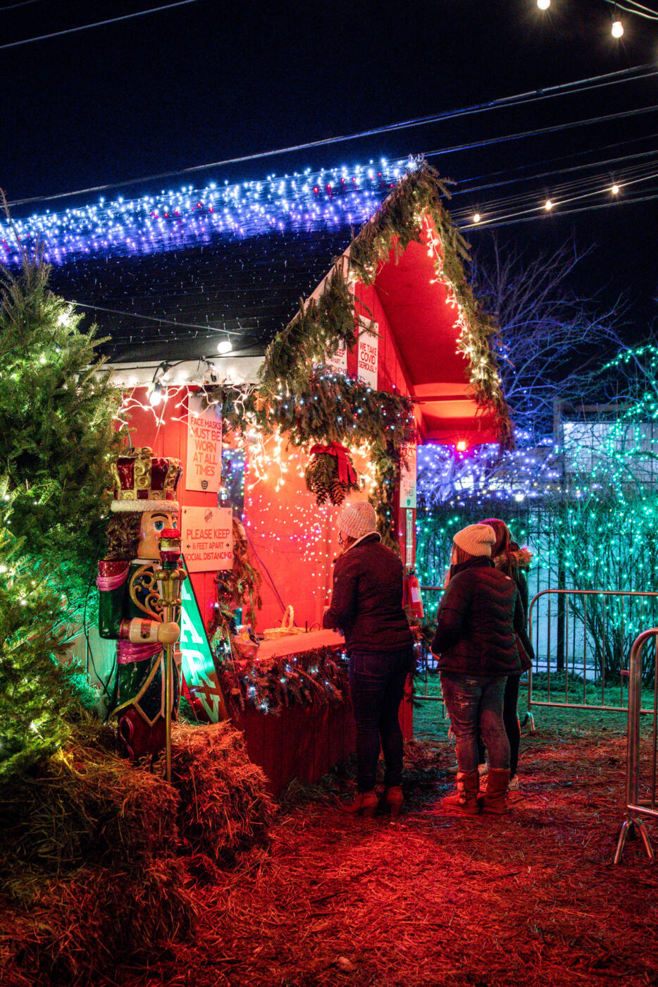 Customers order drinks in front of Jacks Winter pop-up bar