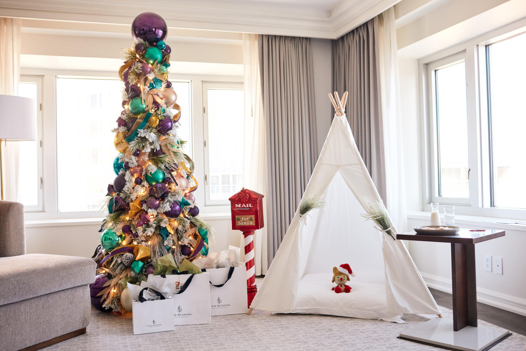 Four Seasons Chicago, guest room decorated for the holidays
