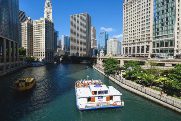 A boat cruise on the Chicago Riverwalk
