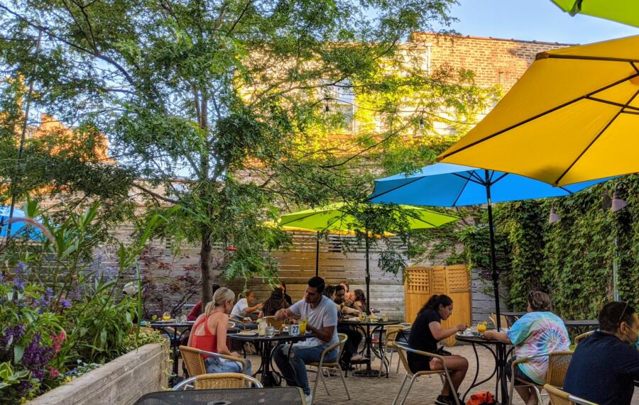 Outdoor dining in Chicago: Restaurants with patios, rooftops, and