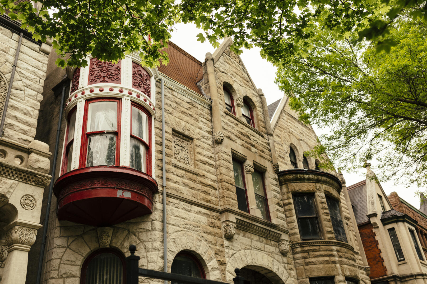Take a walking tour of Chicago's Bronzeville neighborhood Choose Chicago