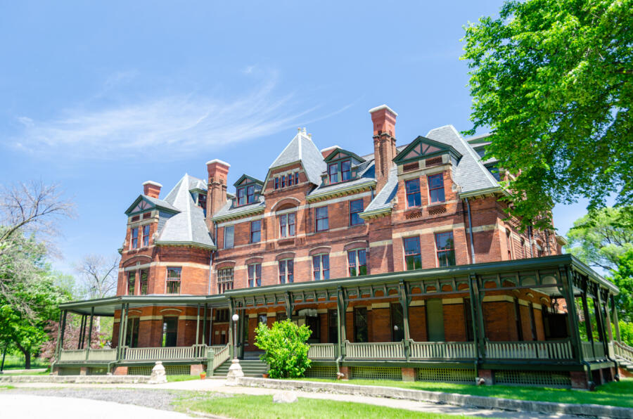 Front entrance of the Hotel Florence