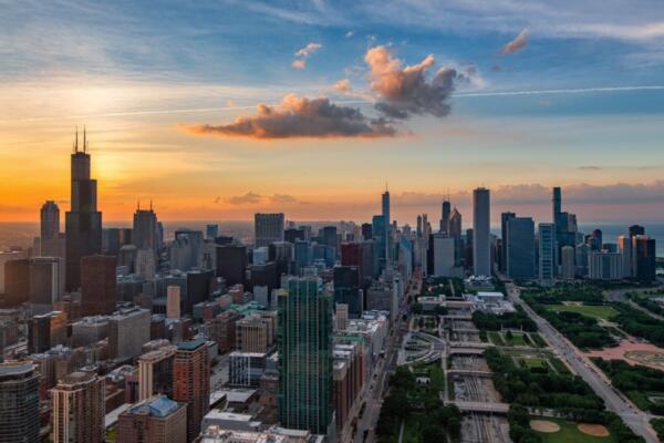 Choose Chicago releases 2023 visitors guide featuring can’t-miss Chicago spots chosen by Shermann “Dilla” Thomas