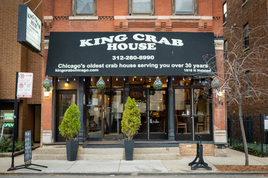 Seafood reigns at King Crab House Chicago Choose Chicago