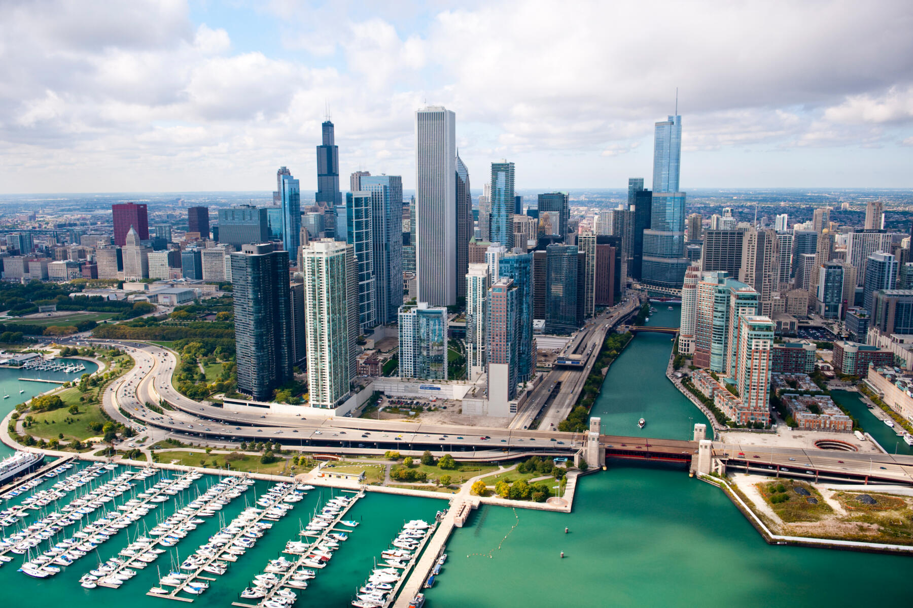 Choose Chicago Photos SkylineAerials CC_Aerial_Trump_DuSableHarbor.jpg