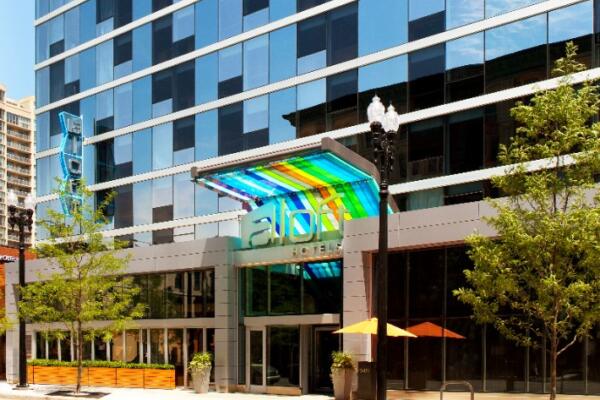 Aloft Chicago River North