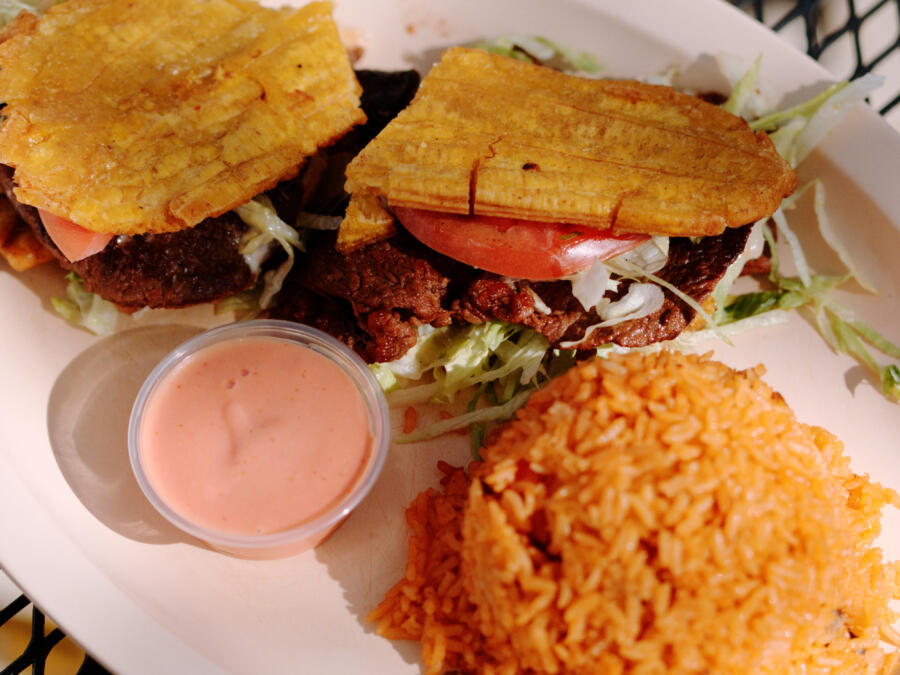 A guide to Puerto Rican culture in Chicago’s Humboldt Park | Choose Chicago