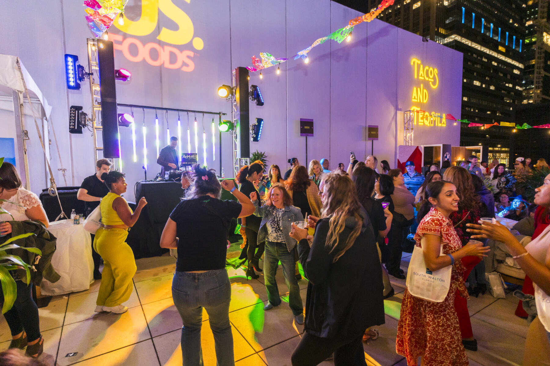 Diners enjoy the vibes at Chicago Gourmet