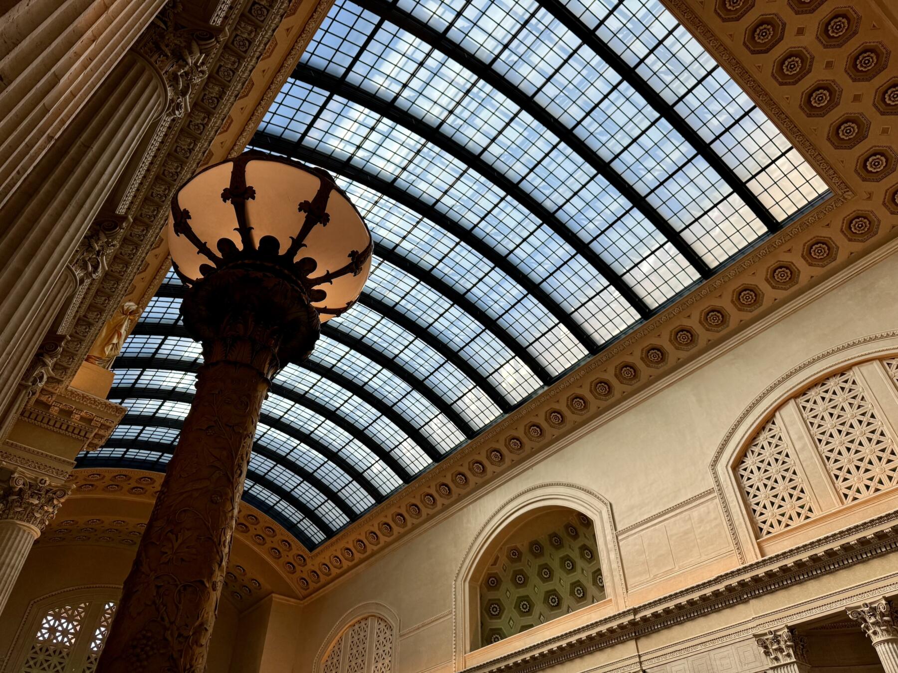 chicagos-union-station-skylight-chicago-movie-tours