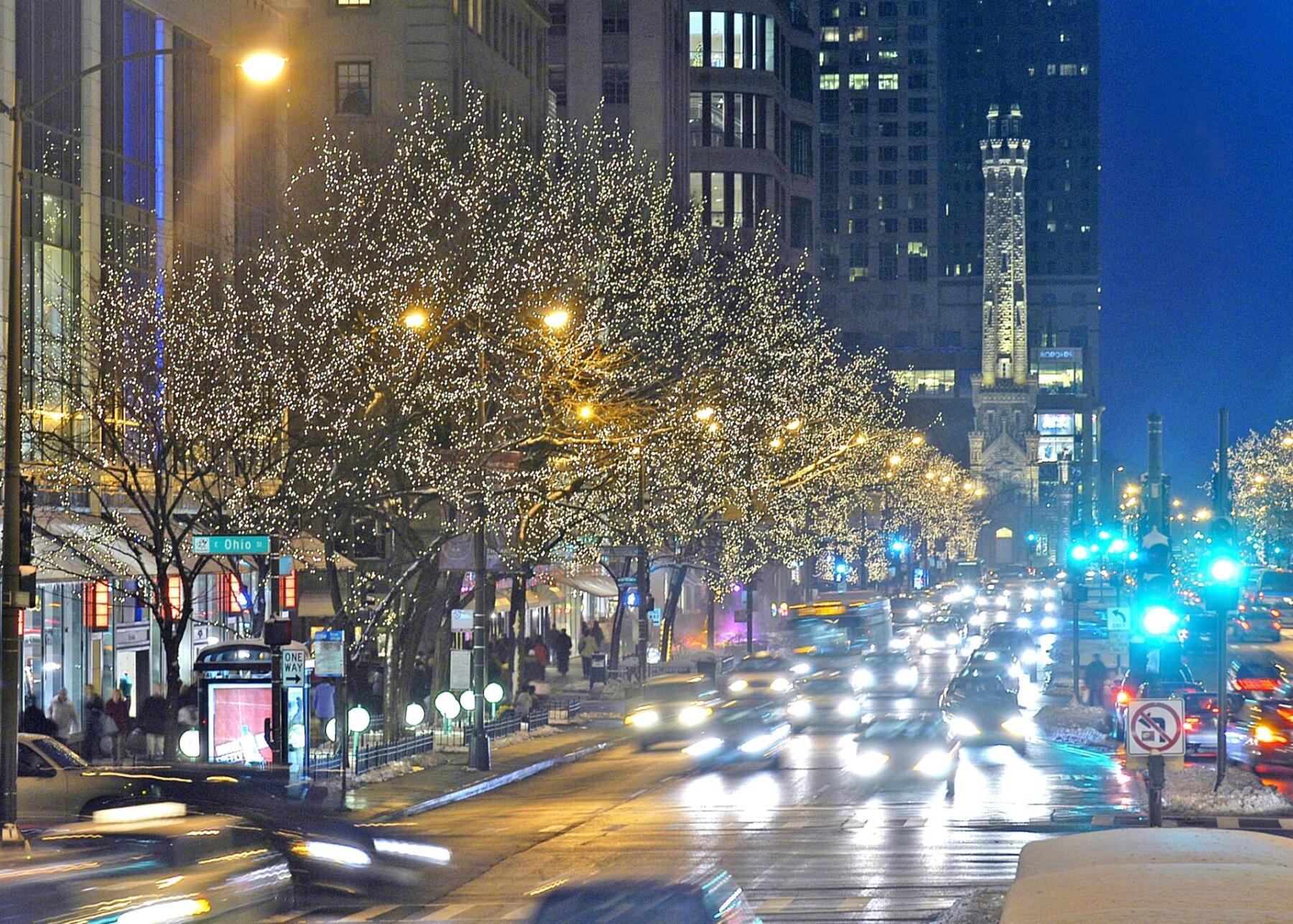Holidays along Michigan Avenue