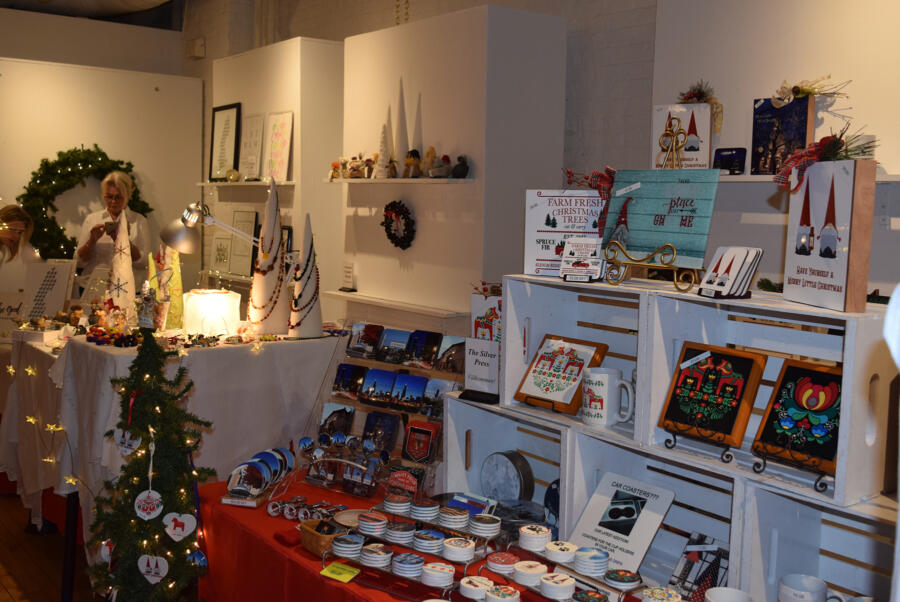 Julmarknad; photo courtesy Swedish American Museum