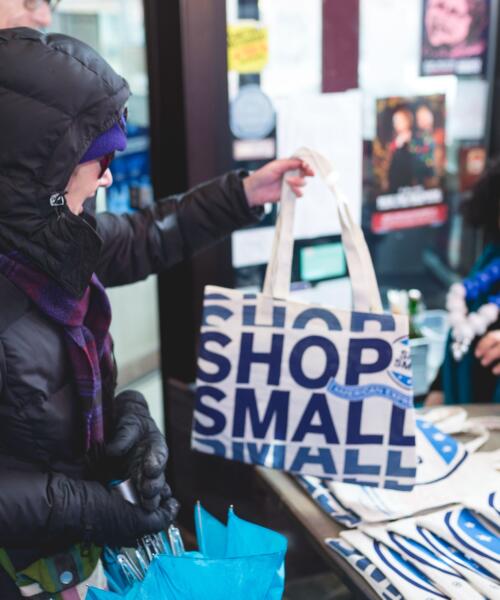 Rogers Park’s Small Business Saturday Celebrations