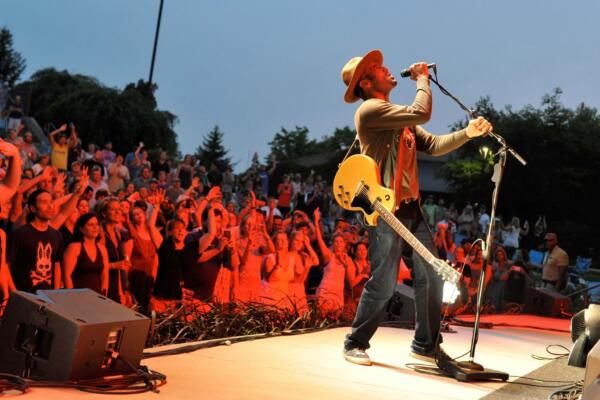 Ben Harper and The Innocent Criminals