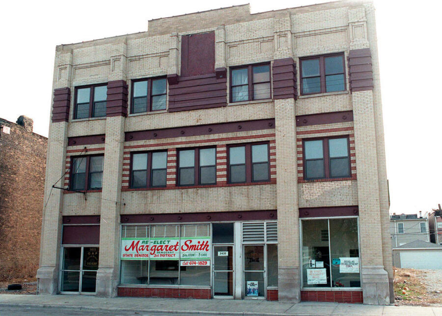 Former Chicago Defender building